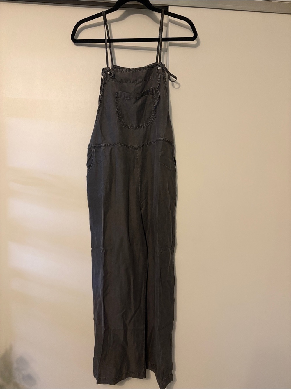New in Bag Zenana size Medium Gray Wide-Leg Chambray Denim Jumpsuit